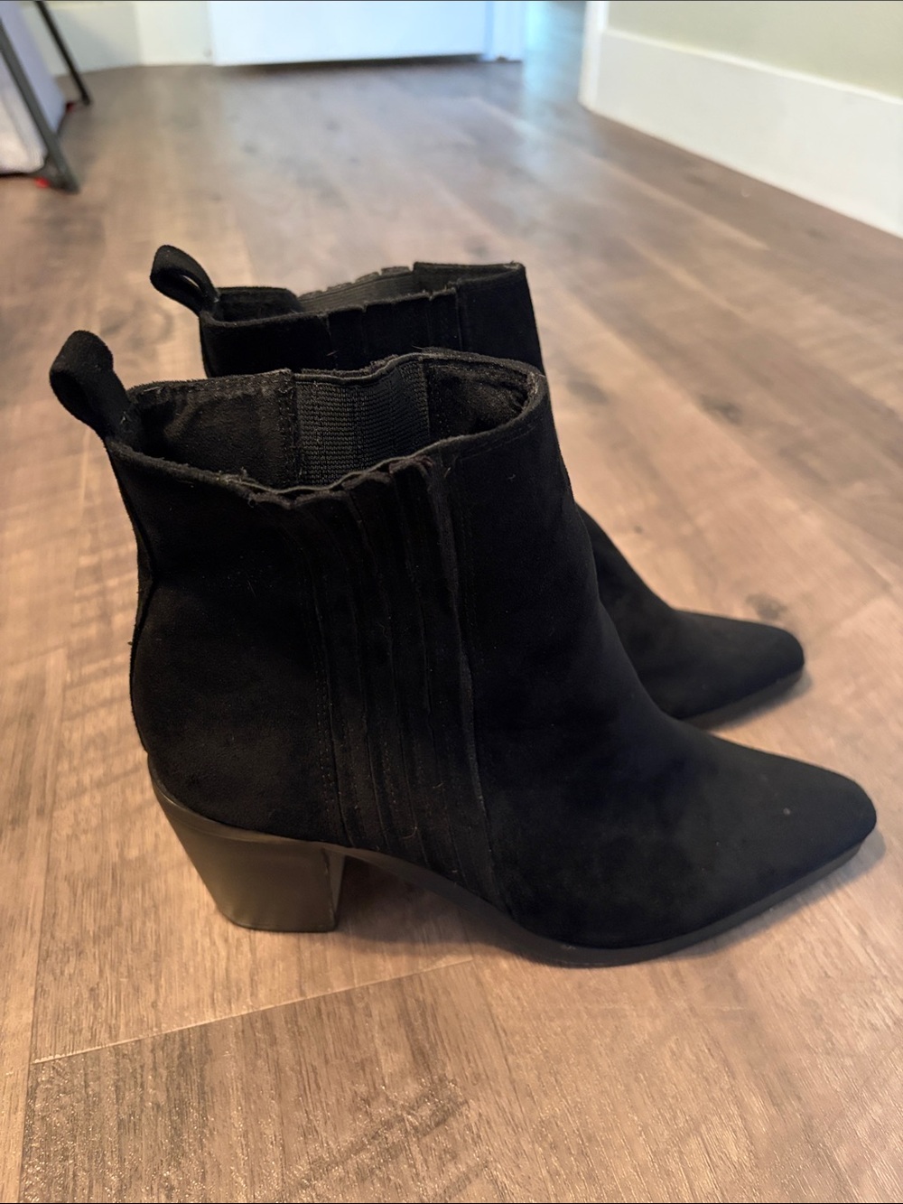 Black Suede Pointed-Toe Ankle Boots - Elegant Everyday Style